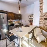 καμάρα χωριό φοινίκι , Kamara Finiki Village *